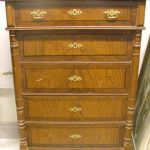366 3152 CHEST OF DRAWERS